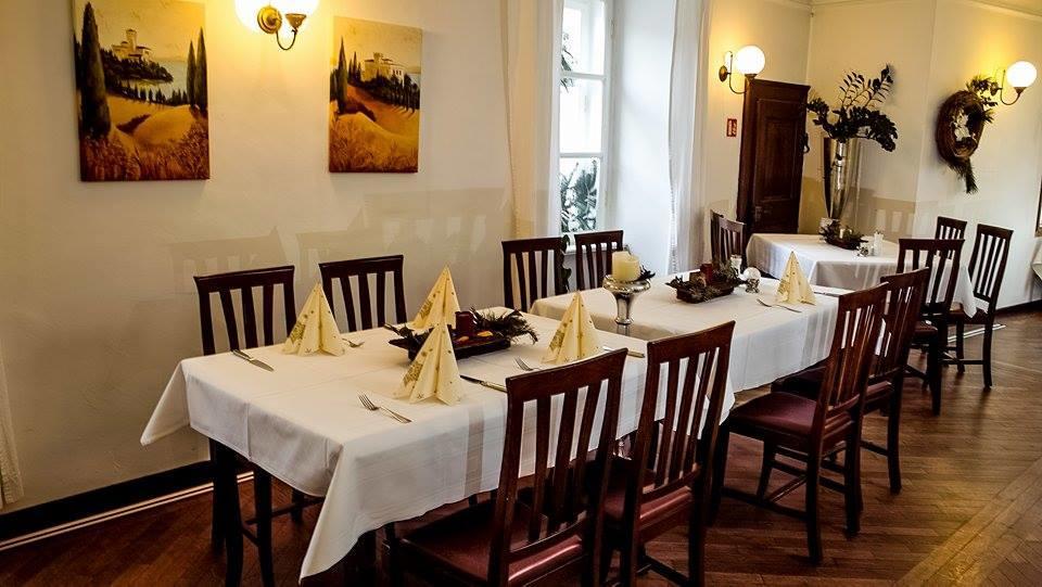 Отель Wittelsbacher Zollhaus Фильсхофен-ан-дер-Донау Экстерьер фото